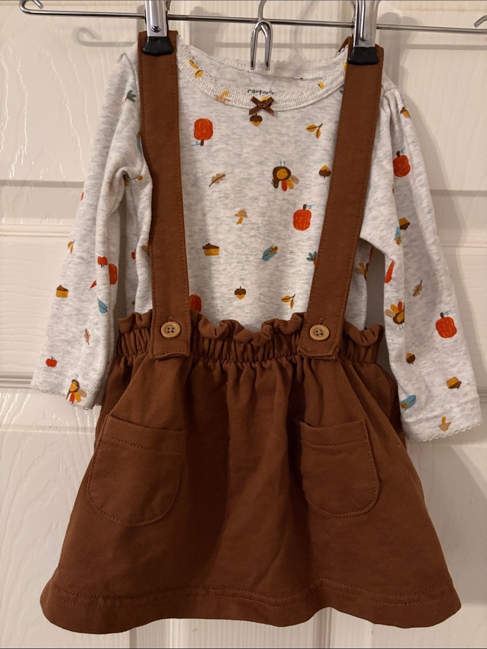 Little girl Carter’s sz 9M Suspender Skirt with Grey Autumn-Turkey Print Top